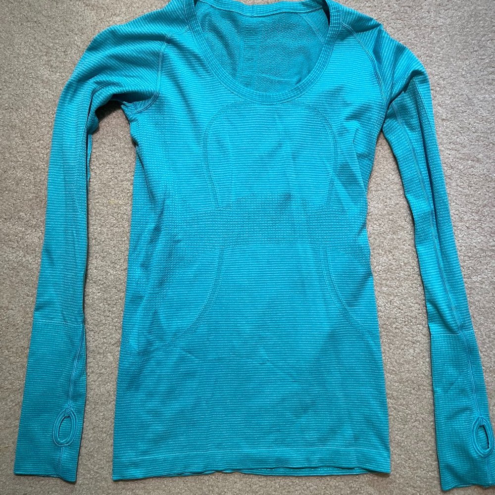 Lululemon Women's Pullover Light Blue Size Small